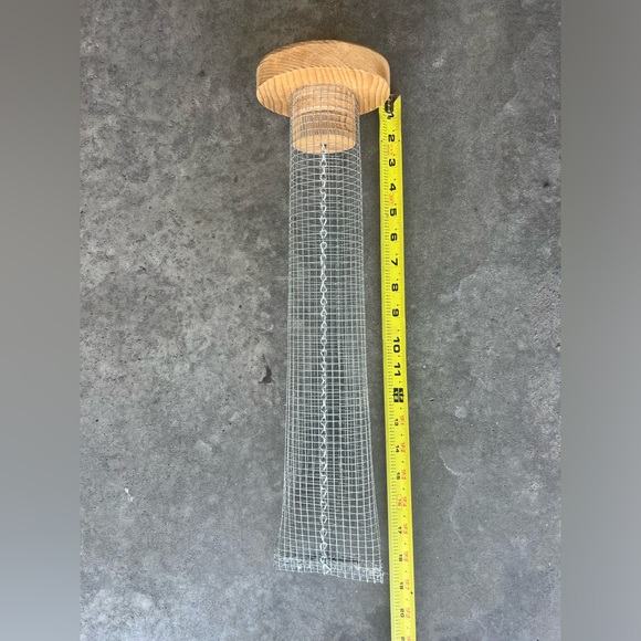 🎉HP🎉NEW!🐦Bird Peanut Feeder w/cedar top, hanging chain. Handcrafted - Picture 7 of 13